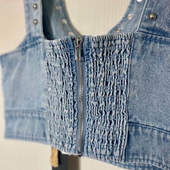House of Harlow 1960 Studded Denim Top - Picture 4 of 6